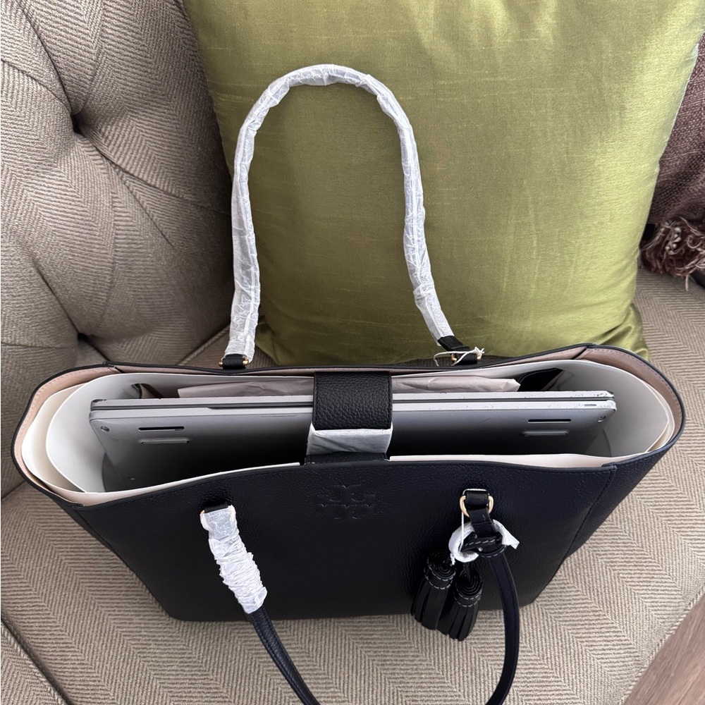 TORY BURCH BLACK TOTE LAPTOP TRAVEL SHOPPING OFFICE - Picture 4 of 6